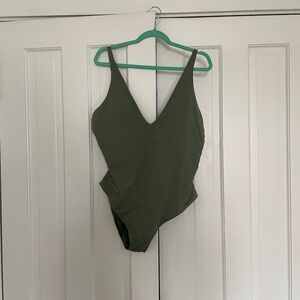 Everlane V-Neck One Piece - XL